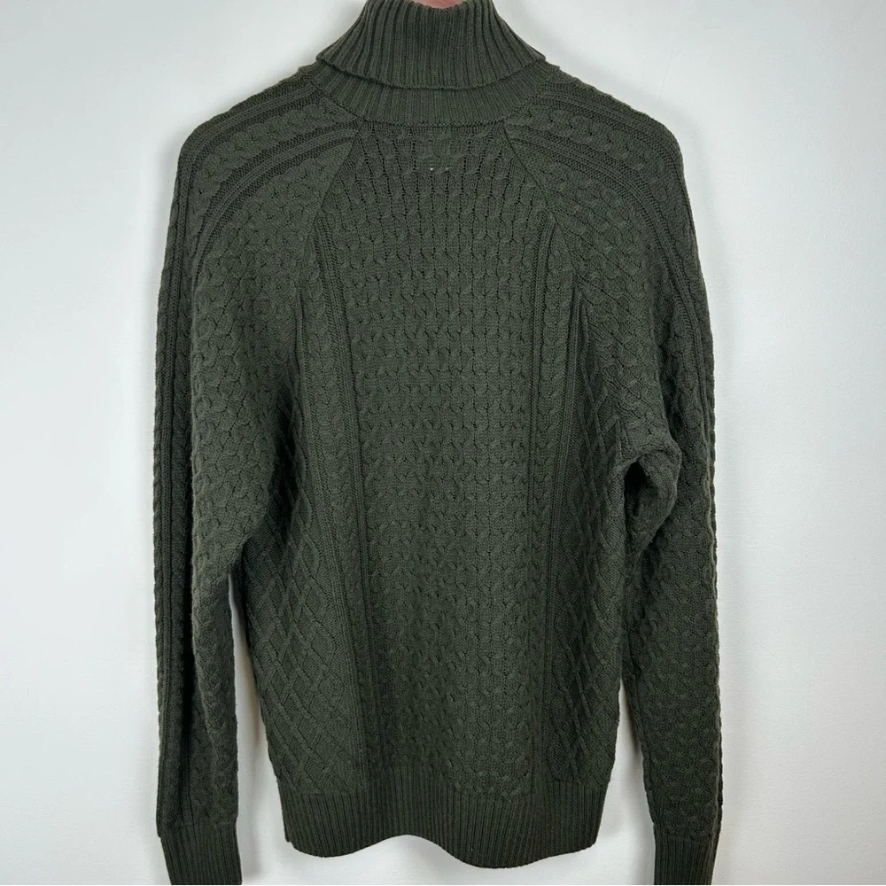Nike Men's Swoosh Cable Knit Turtleneck Sweater Army Green sz S Athleisure - Picture 4 of 10